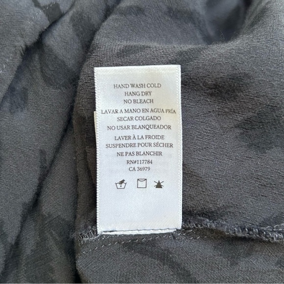 Rails Jasmine Long Sleeve Mini Dress Ash Gray Cheetah Leopard Print Smocked S - Picture 15 of 15